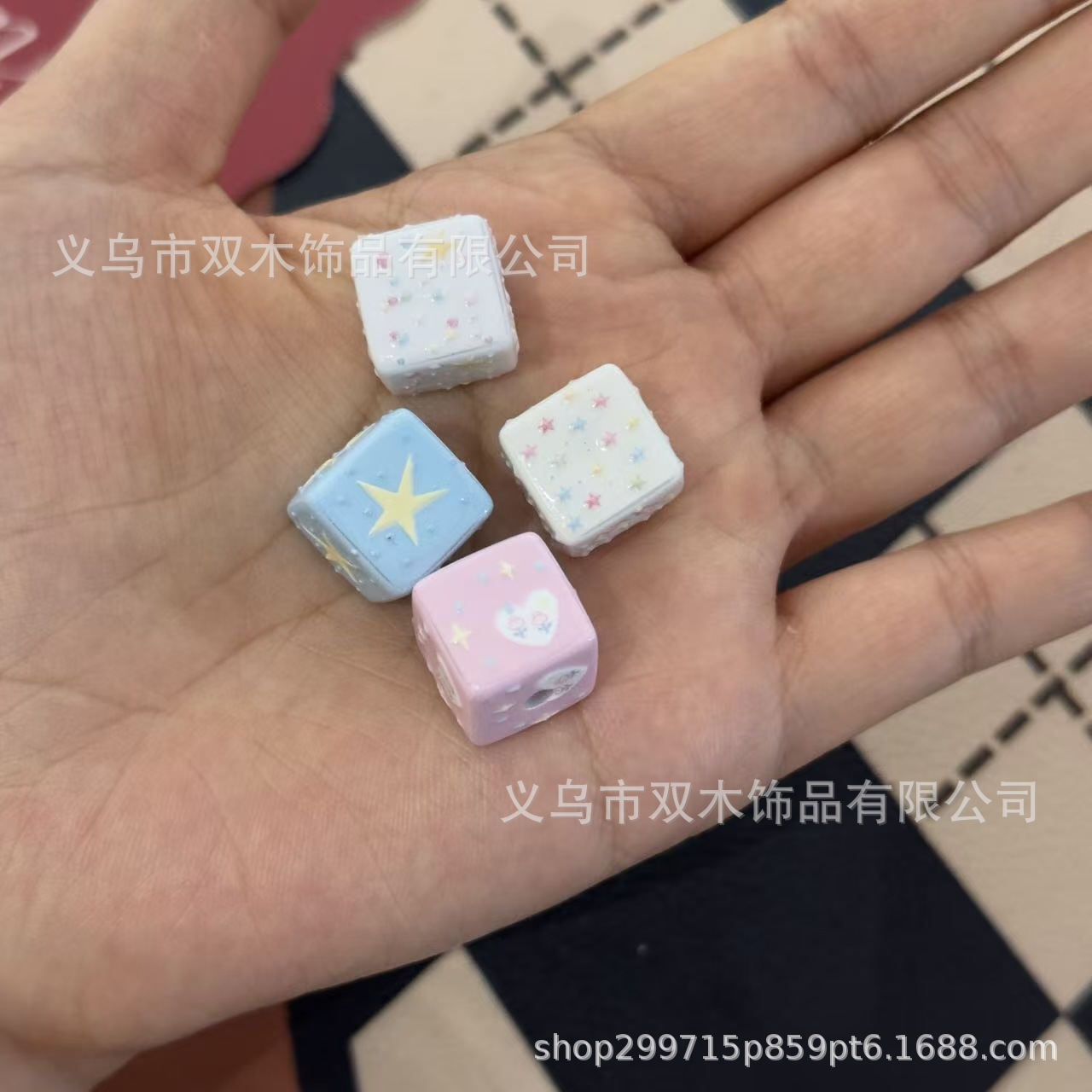 10 stuks 14mm bedrukte reliëf  - Phone Accessories Beads recensie en prijs